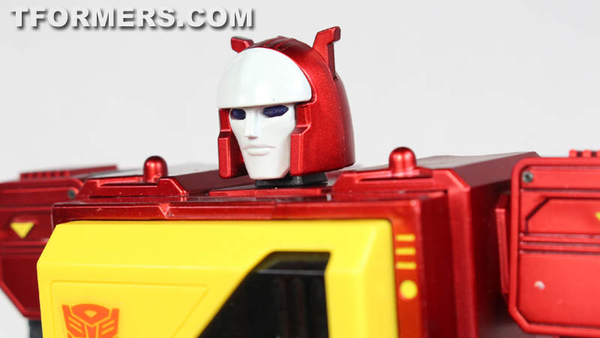 EAVI Metal Transistor Transformers Masterpiece Blaster 3rd Party G1 MP Figure Review And Image Gallery  (33 of 74)